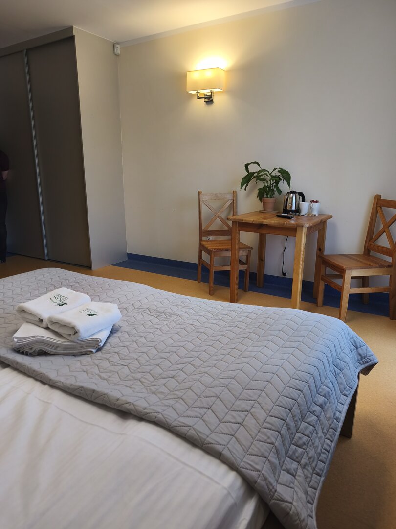 LOGISPHARM SPÓŁKA Z OGRANICZONĄ ODPOWIEDZIALNOŚCIĄ - 4