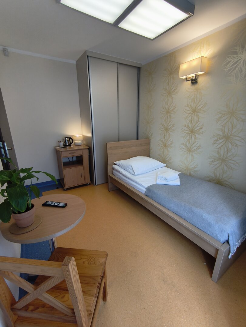 LOGISPHARM SPÓŁKA Z OGRANICZONĄ ODPOWIEDZIALNOŚCIĄ - 2