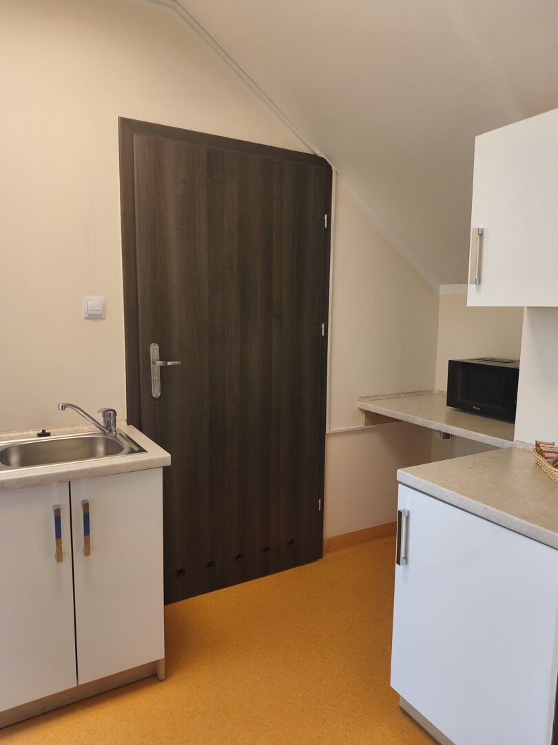 LOGISPHARM SPÓŁKA Z OGRANICZONĄ ODPOWIEDZIALNOŚCIĄ - 6